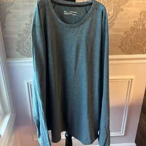 Under Armour heatgear loose fit long sleeve, size 2XL